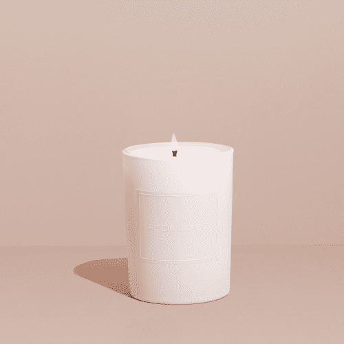 NewWhtCandle 6b01e331 62d4 46e0 852a d3ffc449f600